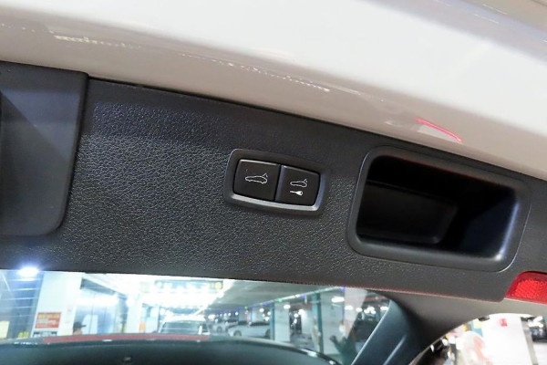 2020 Porsche Macan с пробегом 29 702 км