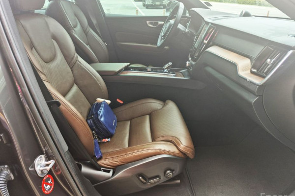 2023 Volvo XC60 с пробегом 38 700 км