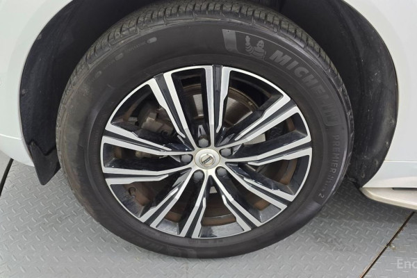 2022 Volvo XC60 с пробегом 66 594 км