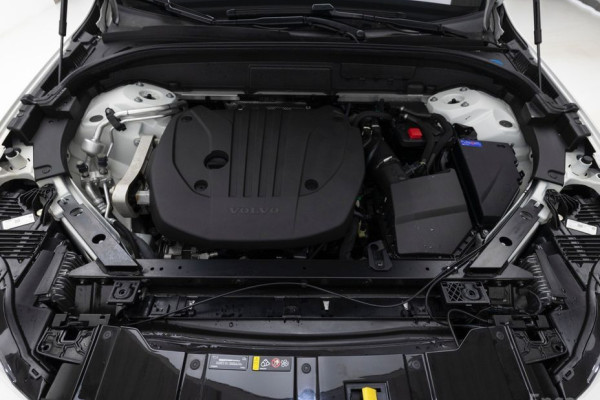 2022 Volvo XC60 с пробегом 25 702 км