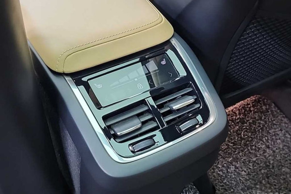 2021 Volvo XC60 с пробегом 88 121 км