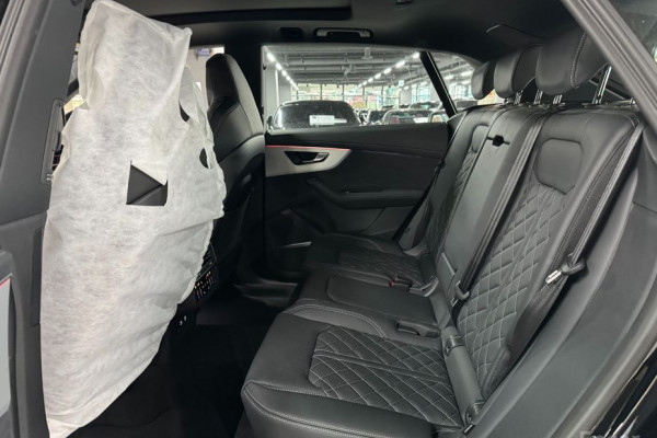 2026 Audi Q8 с пробегом 13 км