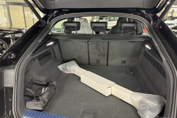 2026 Audi Q8 с пробегом 13 км