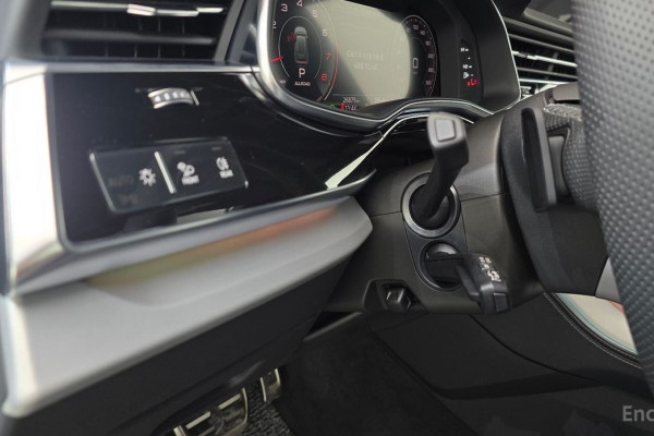 2023 Audi Q8 с пробегом 26 879 км