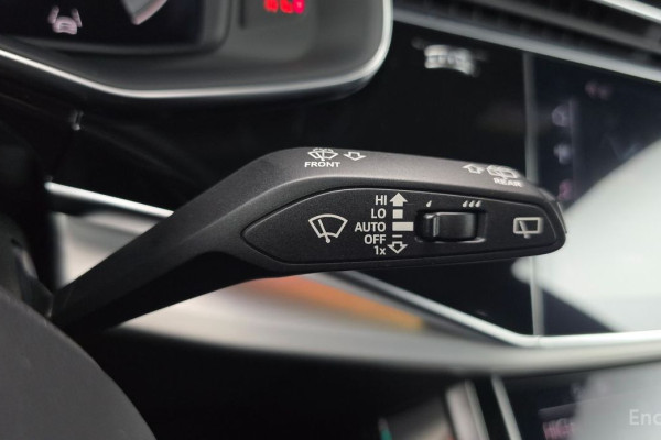 2023 Audi Q8 с пробегом 26 879 км