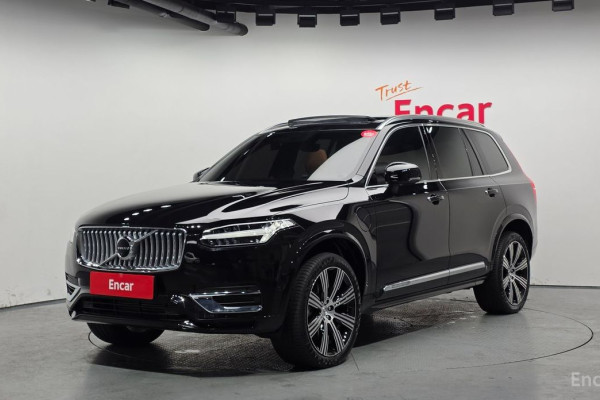 2022 Volvo XC90 с пробегом 29 908 км