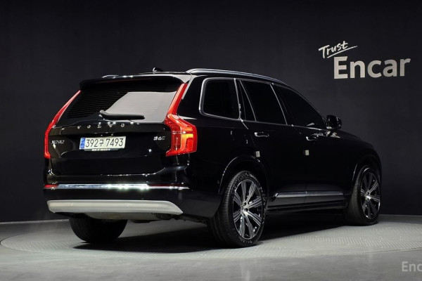 2022 Volvo XC90 с пробегом 138 607 км