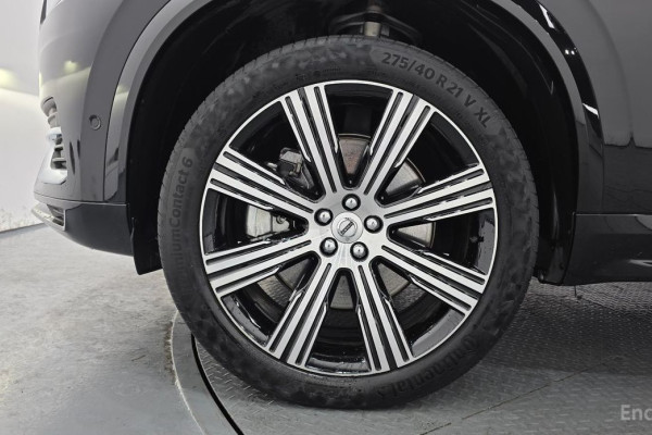 2022 Volvo XC90 с пробегом 29 908 км