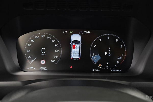 2022 Volvo XC90 с пробегом 138 607 км