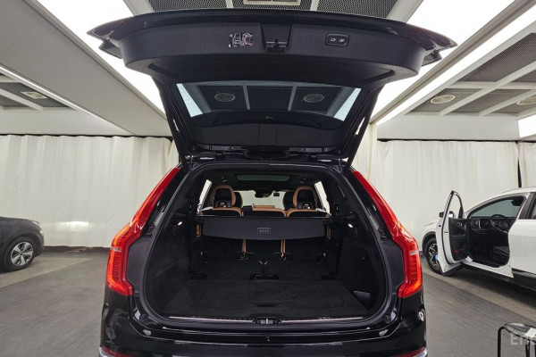 2022 Volvo XC90 с пробегом 138 607 км