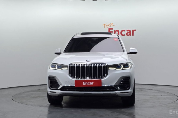 2022 BMW X7 с пробегом 19 526 км