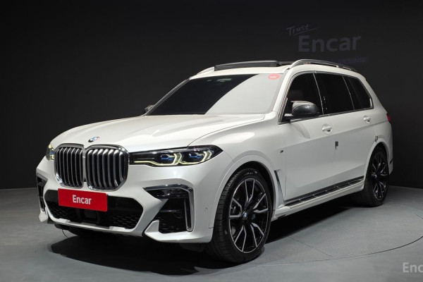 2022 BMW X7 с пробегом 92 857 км