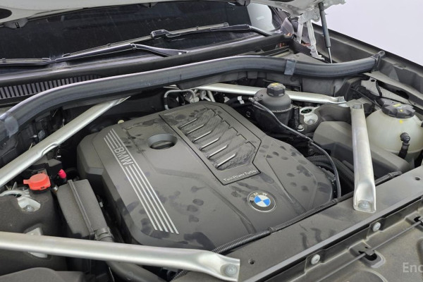 2022 BMW X7 с пробегом 19 526 км