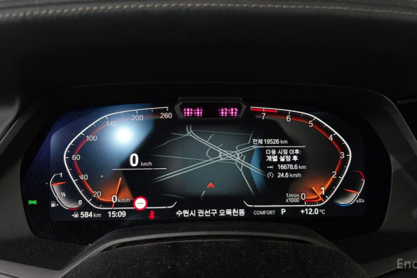 2022 BMW X7 с пробегом 19 526 км