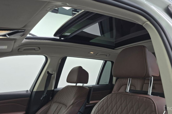 2022 BMW X7 с пробегом 19 526 км