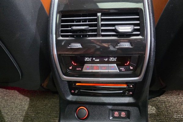 2022 BMW X7 с пробегом 92 857 км