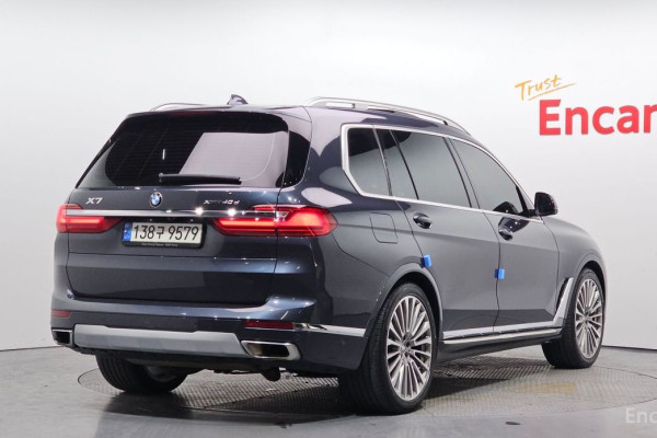 2022 BMW X7 с пробегом 126 114 км