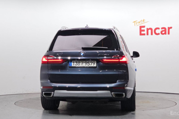 2022 BMW X7 с пробегом 126 114 км