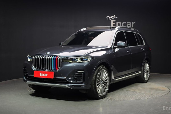 2022 BMW X7 с пробегом 48 946 км