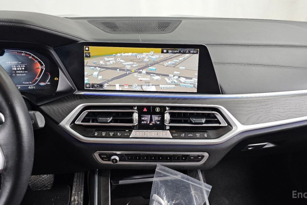 2022 BMW X7 с пробегом 168 367 км