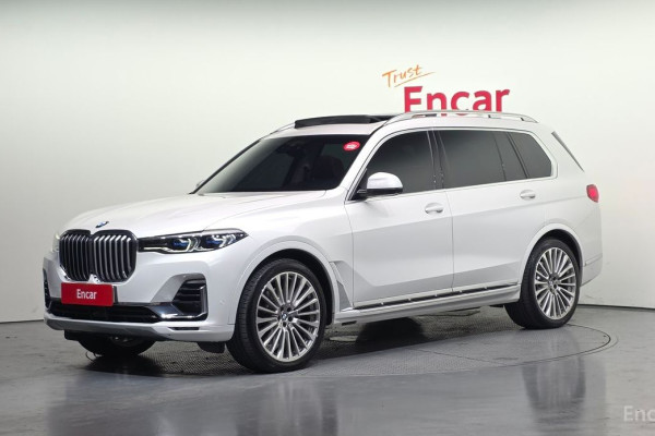 2022 BMW X7 с пробегом 62 681 км