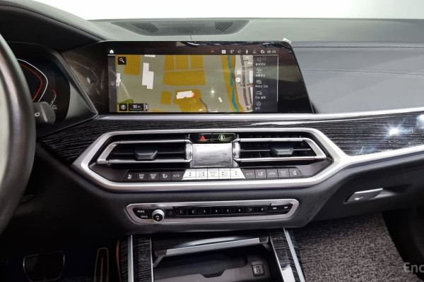 2022 BMW X7 с пробегом 57 842 км