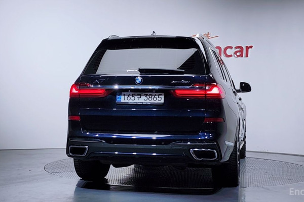 2022 BMW X7 с пробегом 51 438 км
