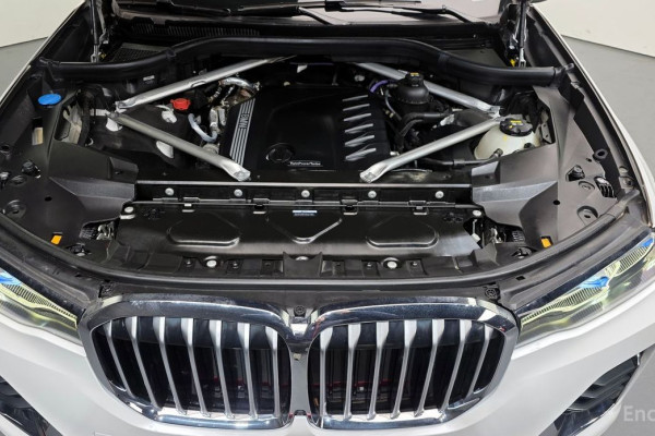 2022 BMW X7 с пробегом 62 681 км