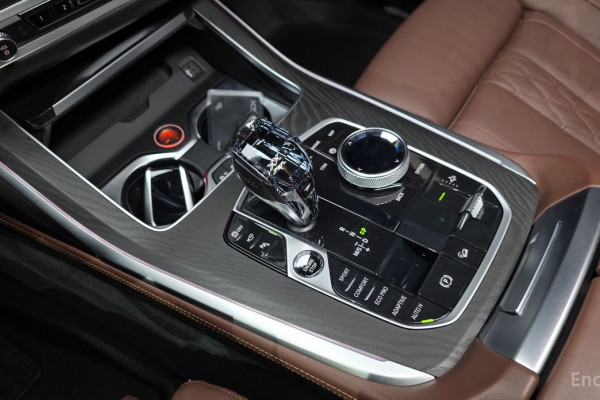 2022 BMW X7 с пробегом 48 946 км