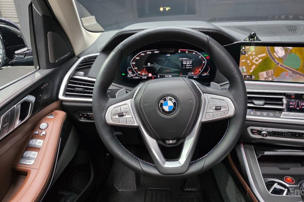 2022 BMW X7 с пробегом 48 946 км