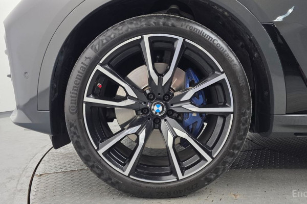 2022 BMW X7 с пробегом 41 496 км