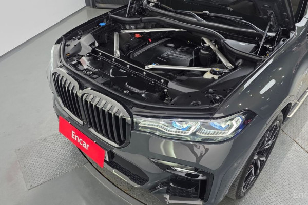 2022 BMW X7 с пробегом 41 496 км