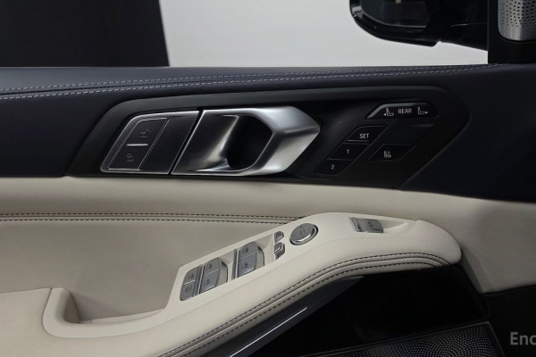 2022 BMW X7 с пробегом 41 496 км