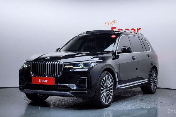 2022 BMW X7 с пробегом 181 355 км