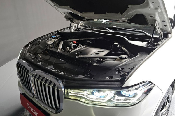 2022 BMW X7 с пробегом 109 229 км