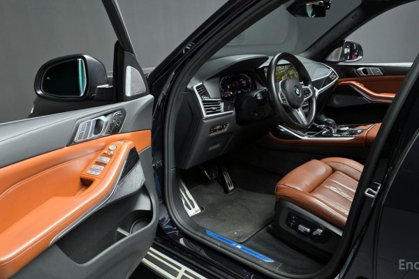 2022 BMW X7 с пробегом 73 973 км