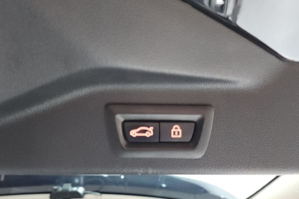 2022 BMW X7 с пробегом 181 355 км