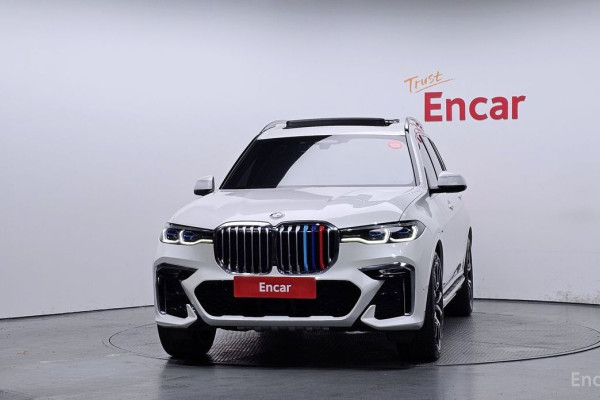 2022 BMW X7 с пробегом 35 515 км