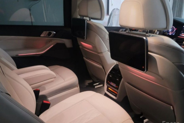 2022 BMW X7 с пробегом 68 220 км