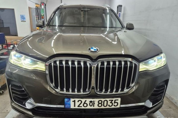 2022 BMW X7 с пробегом 68 220 км