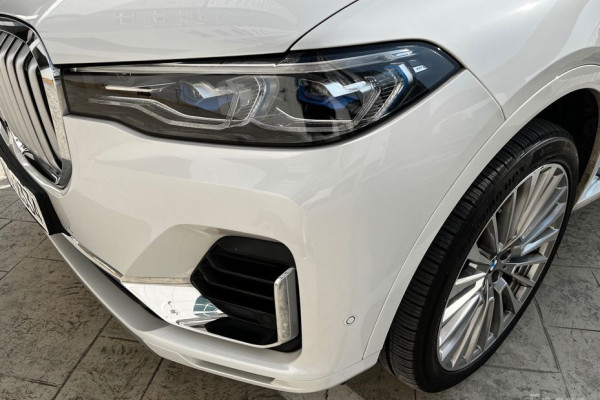 2022 BMW X7 с пробегом 136 000 км