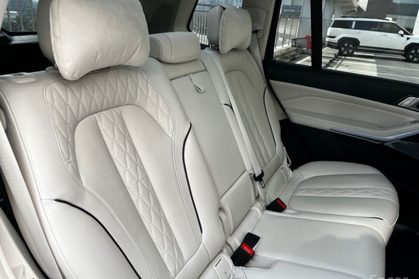 2022 BMW X7 с пробегом 136 000 км