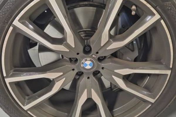 2022 BMW X7 с пробегом 52 240 км