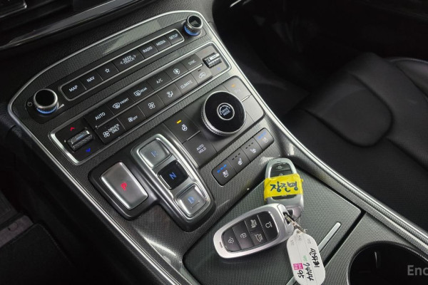 2022 Hyundai Santa Fe с пробегом 51 717 км