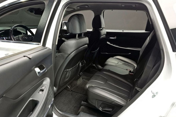 2022 Hyundai Santa Fe с пробегом 49 417 км