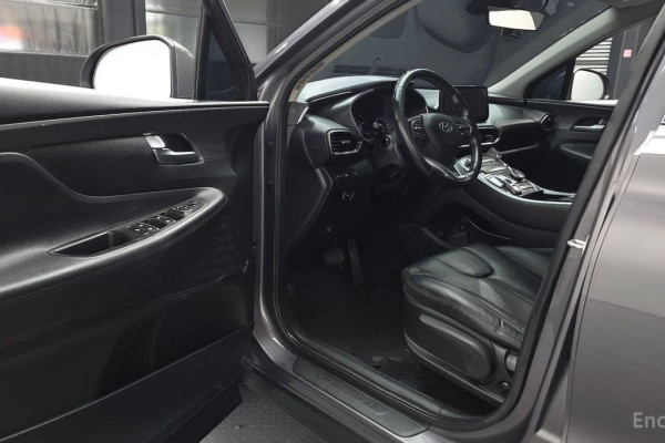 2021 Hyundai Santa Fe с пробегом 49 326 км
