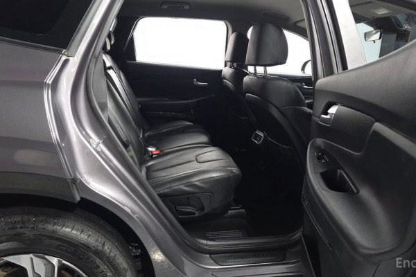 2021 Hyundai Santa Fe с пробегом 49 326 км