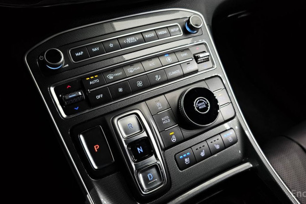 2022 Hyundai Santa Fe с пробегом 53 444 км