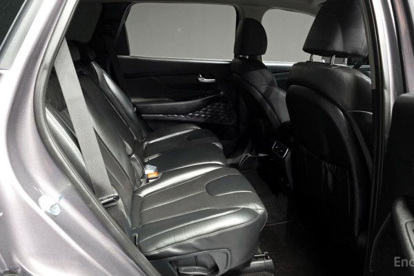 2022 Hyundai Santa Fe с пробегом 51 413 км