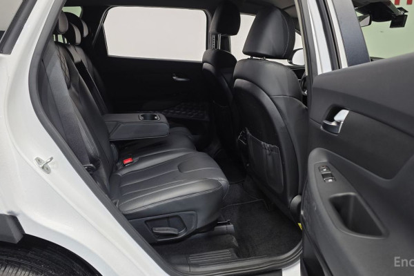 2021 Hyundai Santa Fe с пробегом 43 455 км